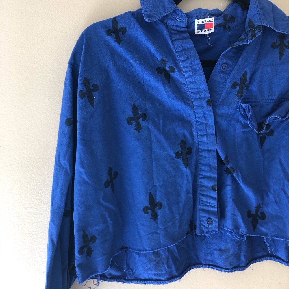 Cropped Blue Button Up - Picture 2 of 7
